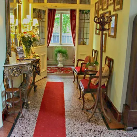 Innisfree House Bed & Breakfast