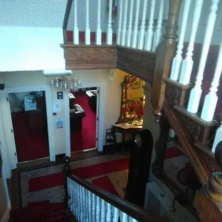Innisfree House 4* דאנדלק